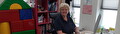 mieke achter bureau Oude Pekela
